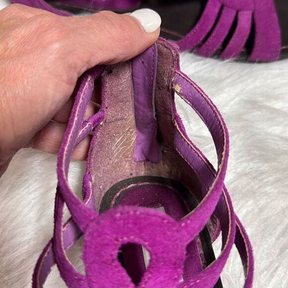 Steve Madden Women’s Magenta Pink Gladiator Leather Sandal Size 8 - Picture 9 of 9